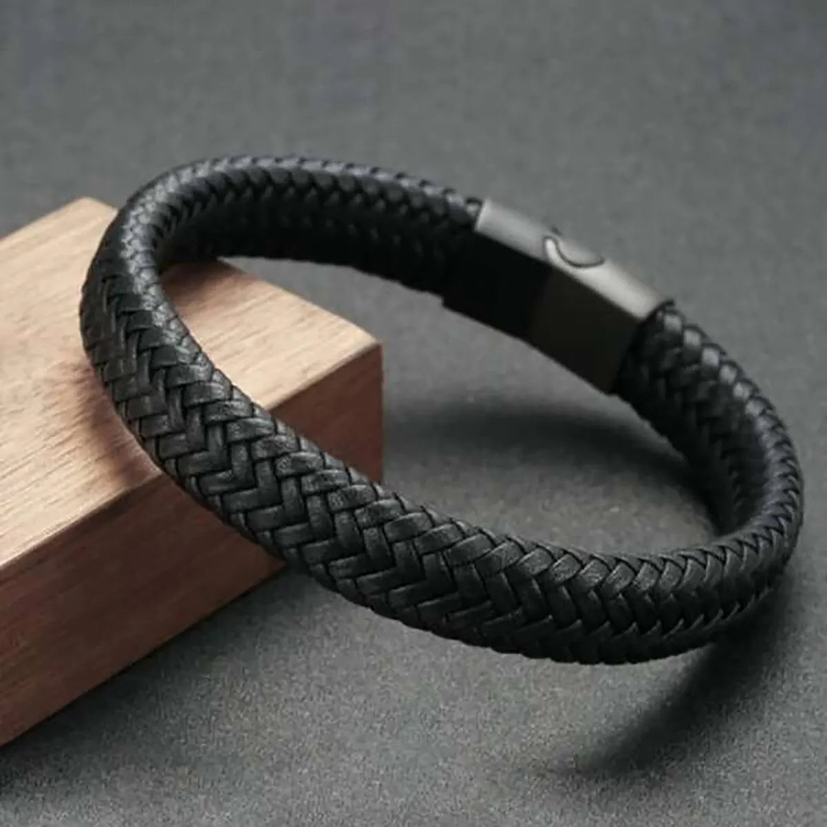 Nozaro - Leather Bracelet